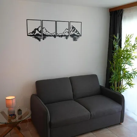Mountain View Near Brig Station, Self Check-in Apartamento